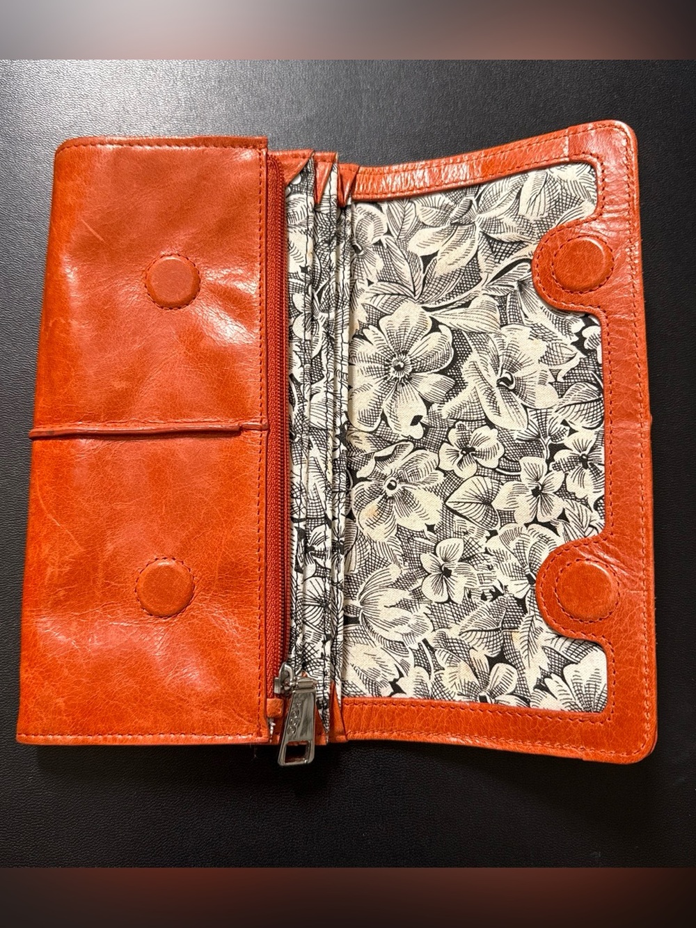 Hobo brand orange leather wallet - Picture 3 of 5